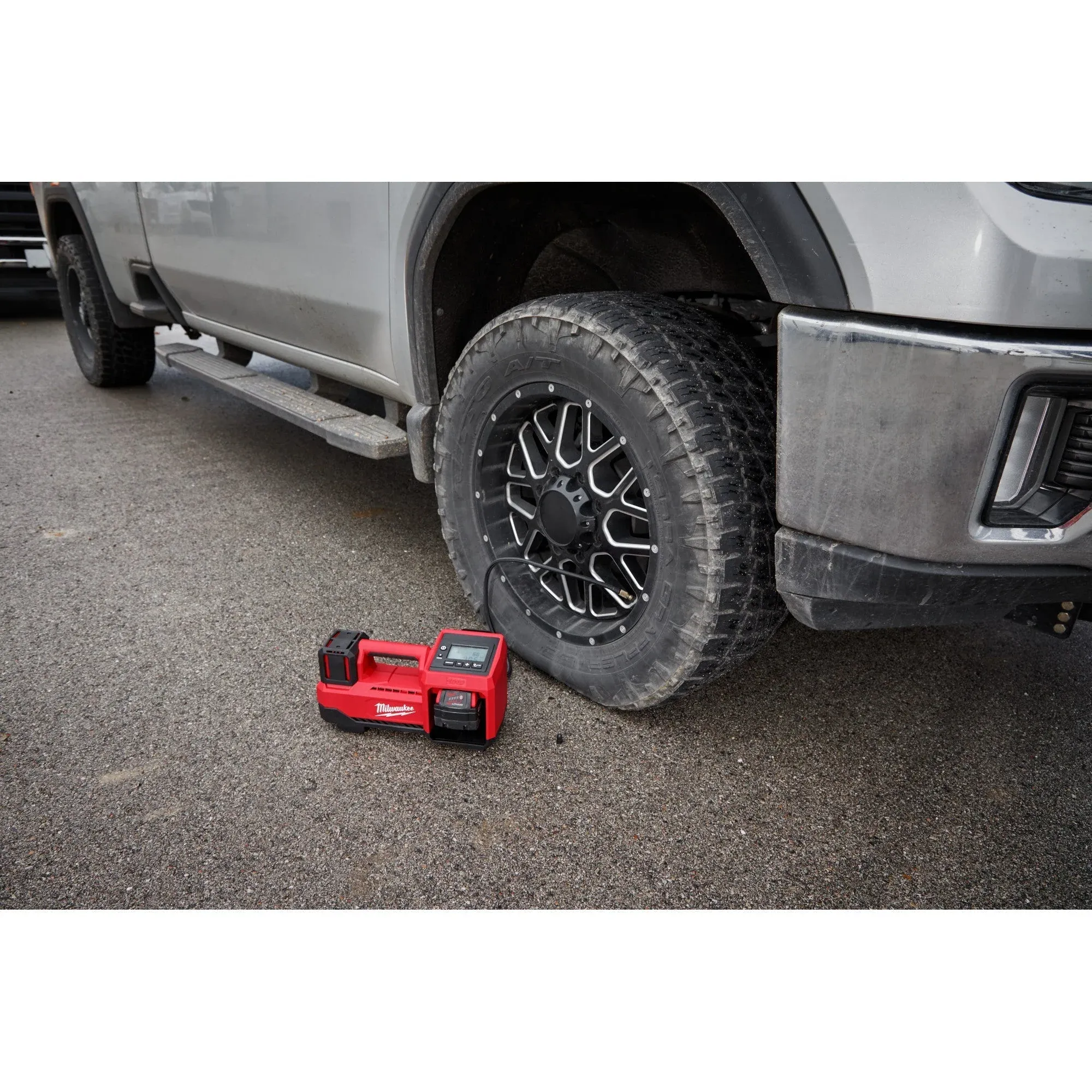 Nafukovač M18 (pouze nástroj)