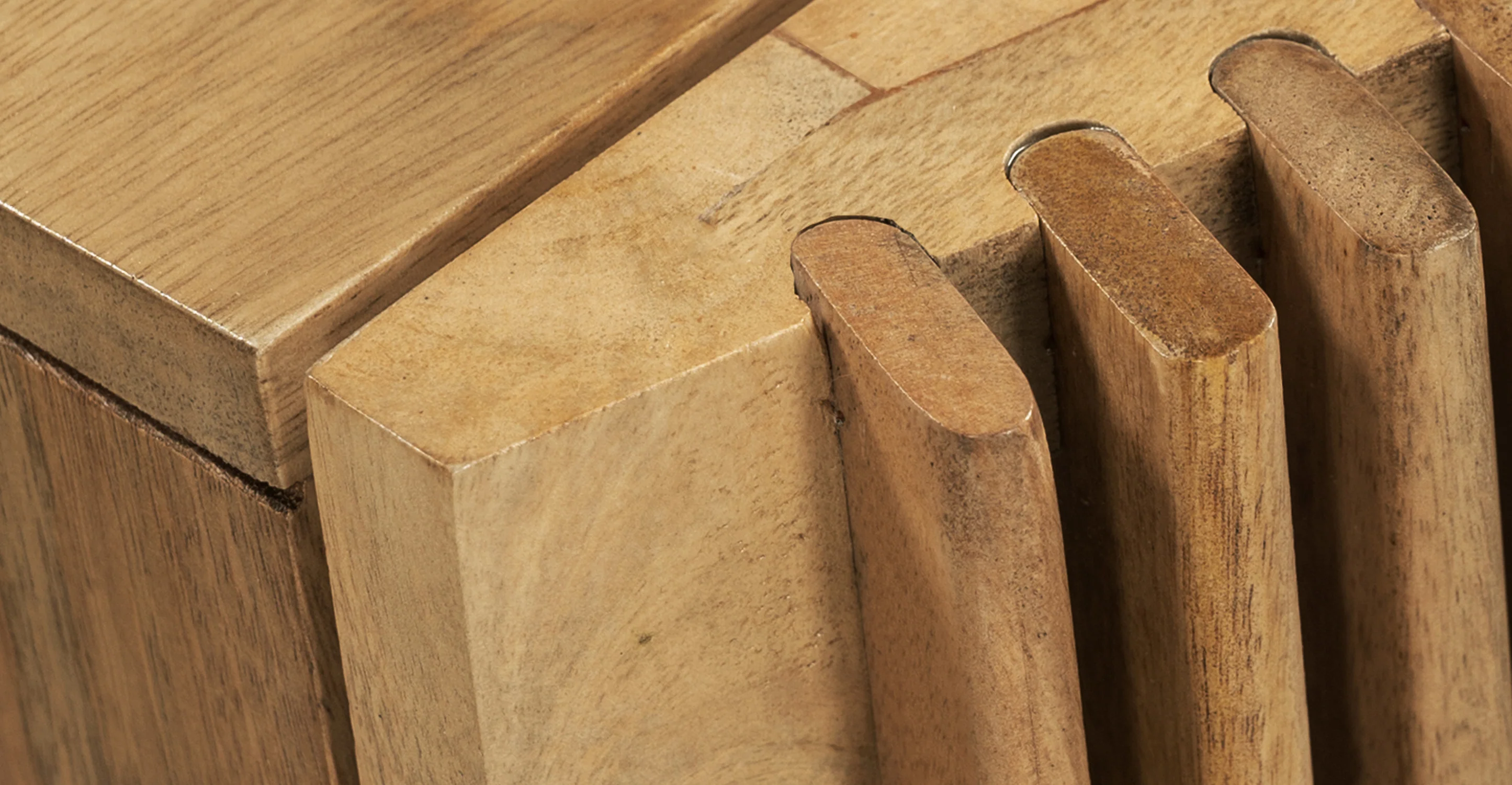 Příborník Sumi 70