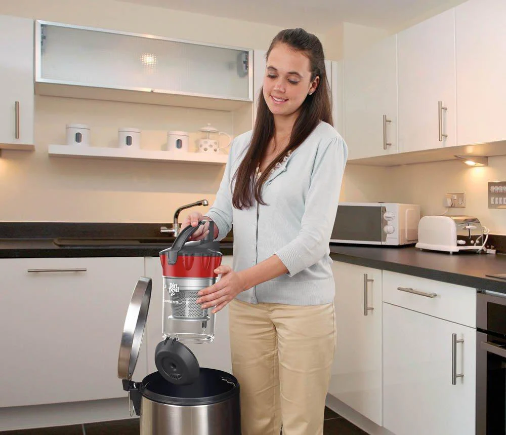 Dirt Devil ExpressLite vysavač s nádobou