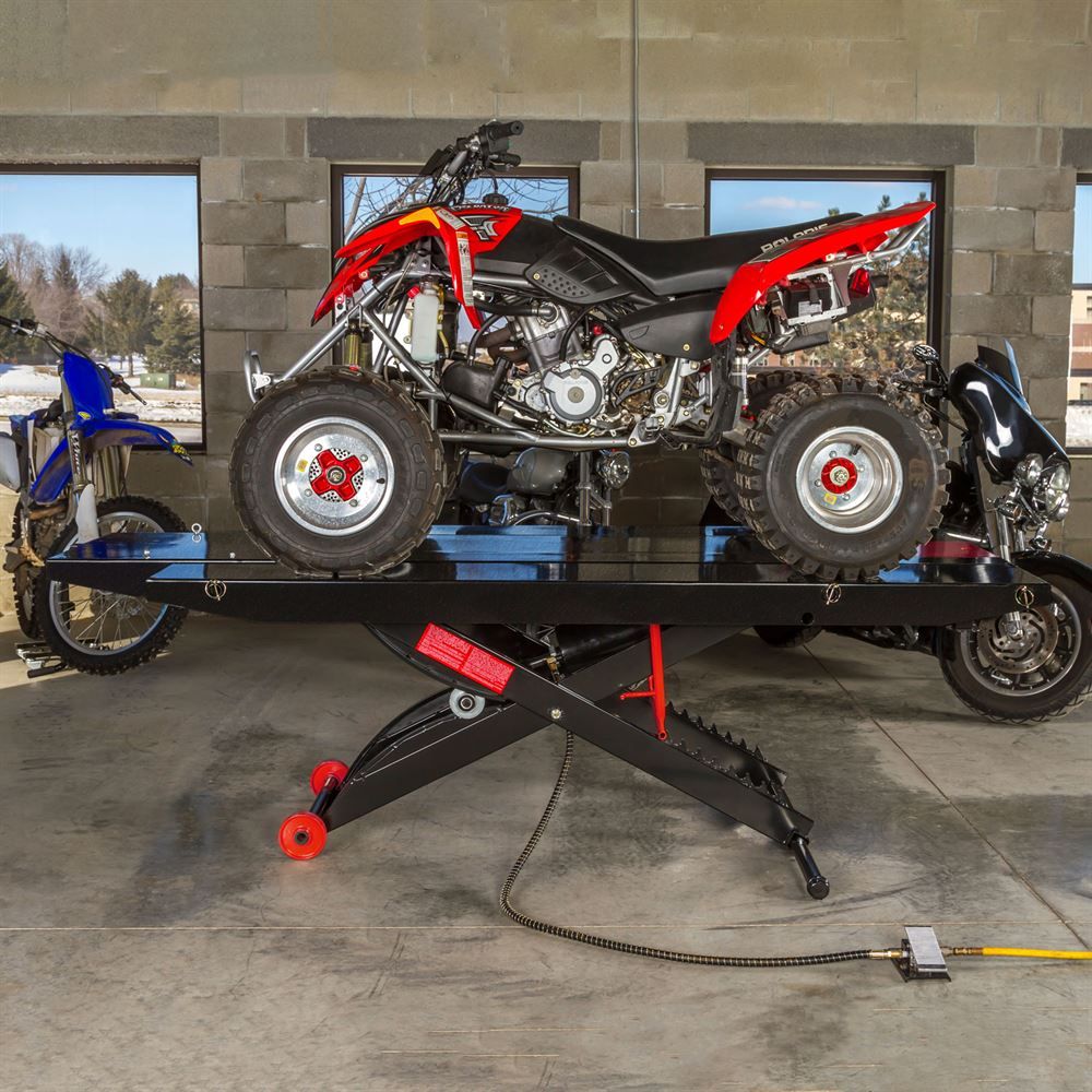 Zvedací stůl a středový zvedák pro čtyřkolky Black Widow BW-PROLIFT-HDXW-ATV ProLift