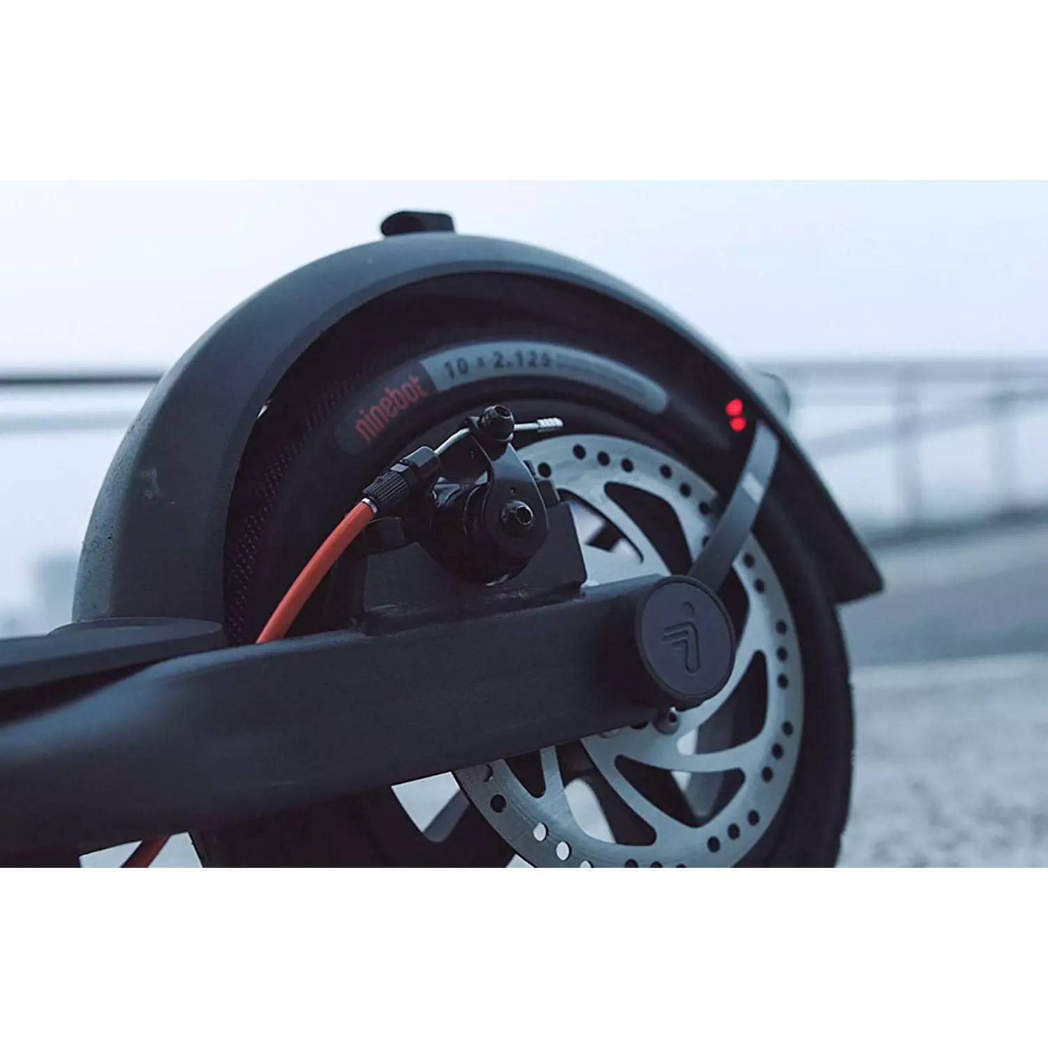 Elektrická koloběžka Segway Ninebot F30S