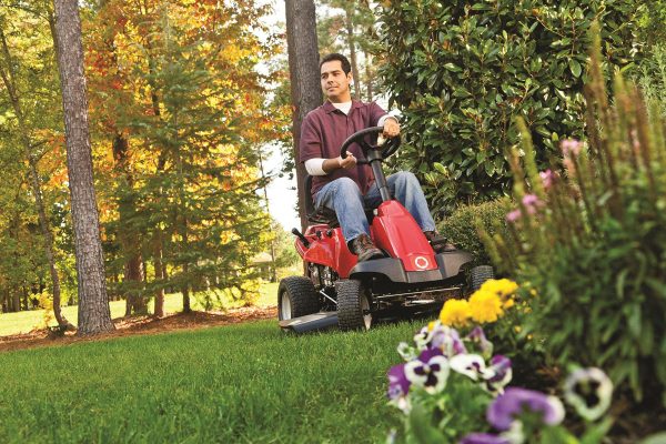 Sekačka na trávu Troy-Bilt TB30 382cc 6rychlostní, repasovaná, kompaktní konstrukce, nastavitelná výška