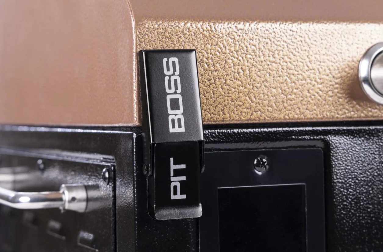 2025 Pitboss Pit Boss stolní peletový gril - měděný