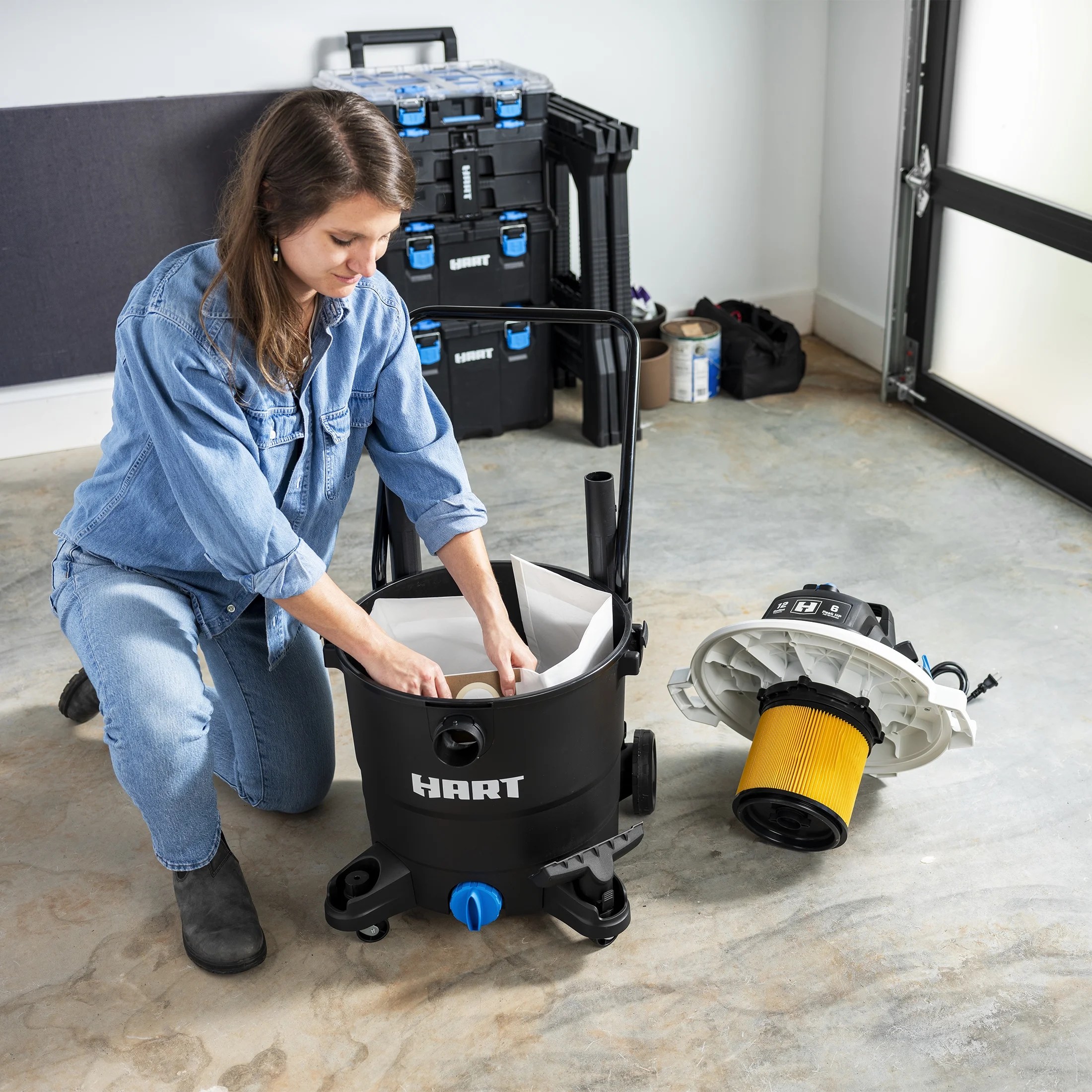 Mokrosuchý vysavač HART 12 galonů s výkonem 6 Peak HP, VOC1212PW 3701