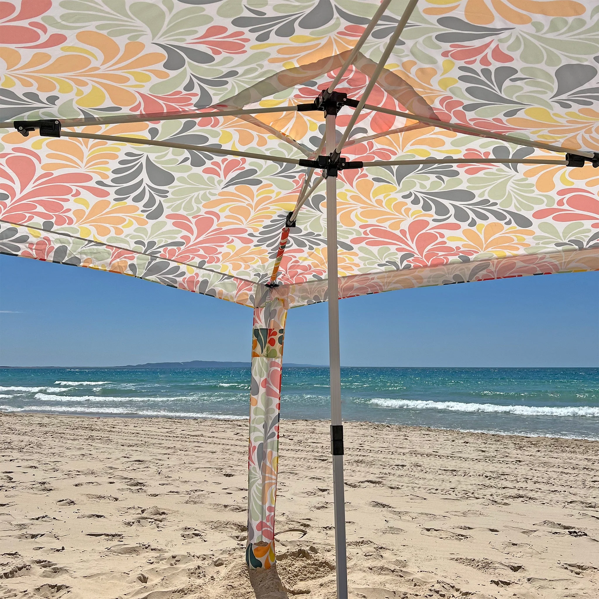 Plážový stín CoolCabana 5 - ochrana UPF 50+, velká stínicí plocha