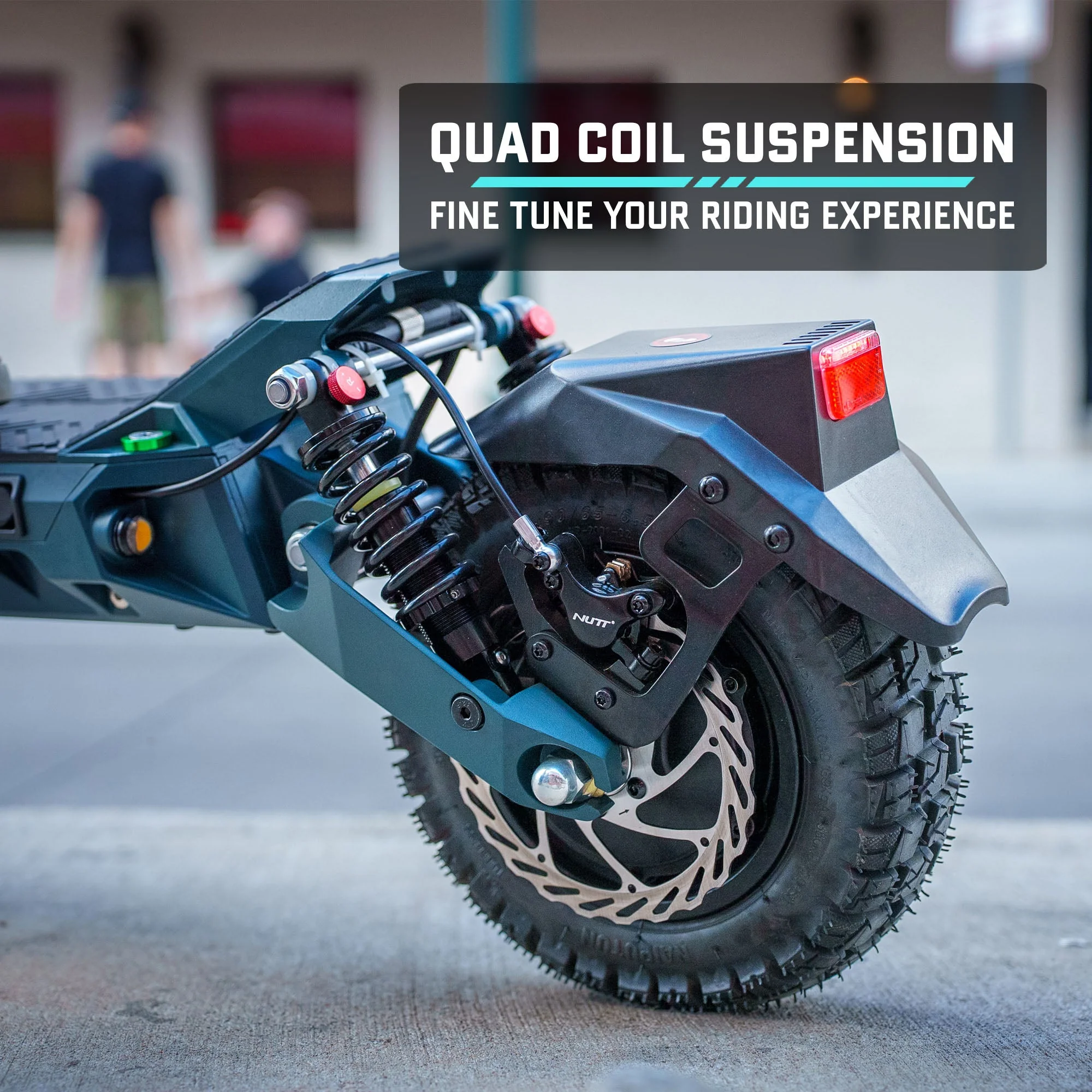 Terénní elektrický skútr Gotrax GX3, rok výroby 2025 – výkonný dvojitý motor, maximální rychlost 64 km/h, terénní pneumatiky