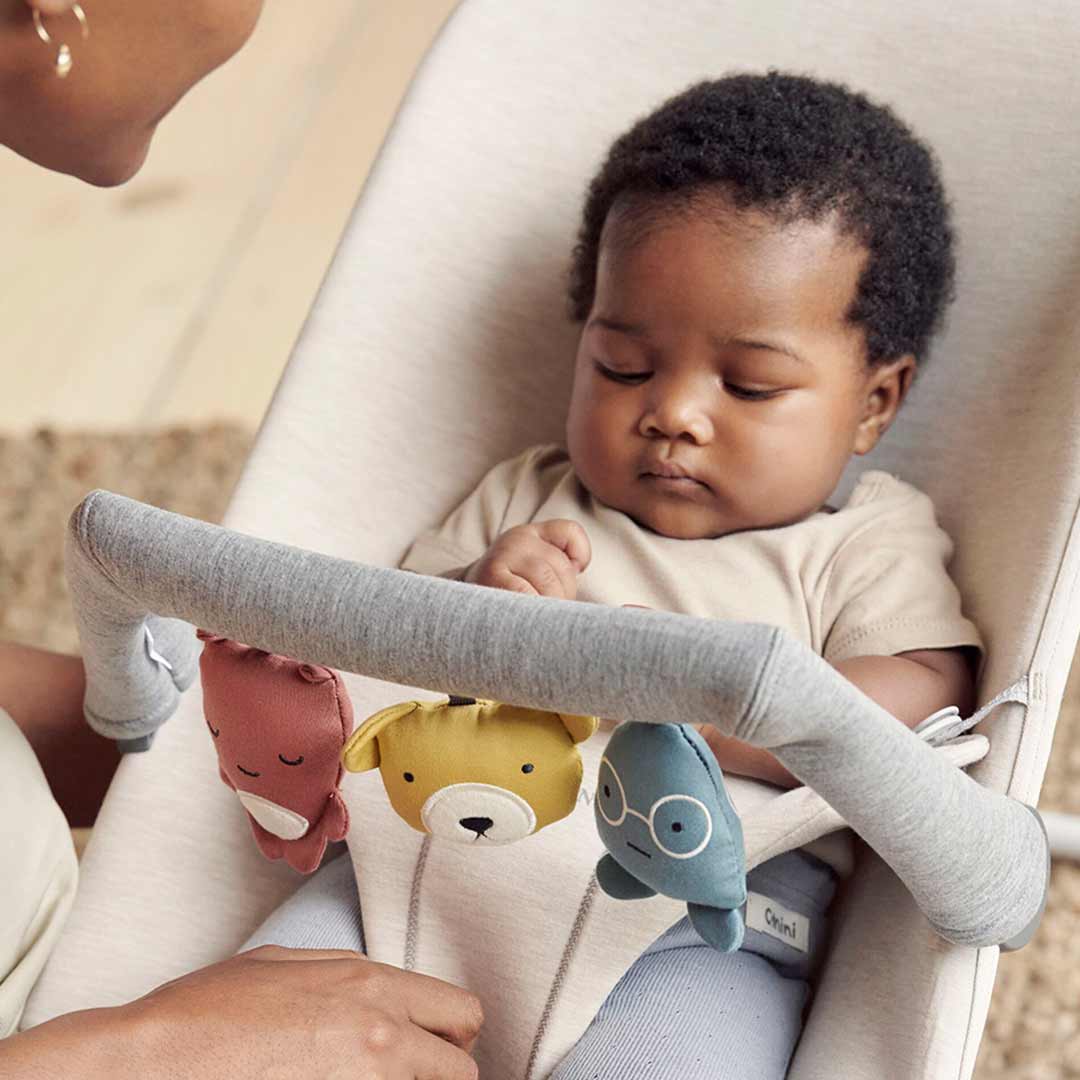 BabyBjörn Bliss Swing – Ergonomický a pohodlný 3D žerzejový potah ve světle béžové barvě