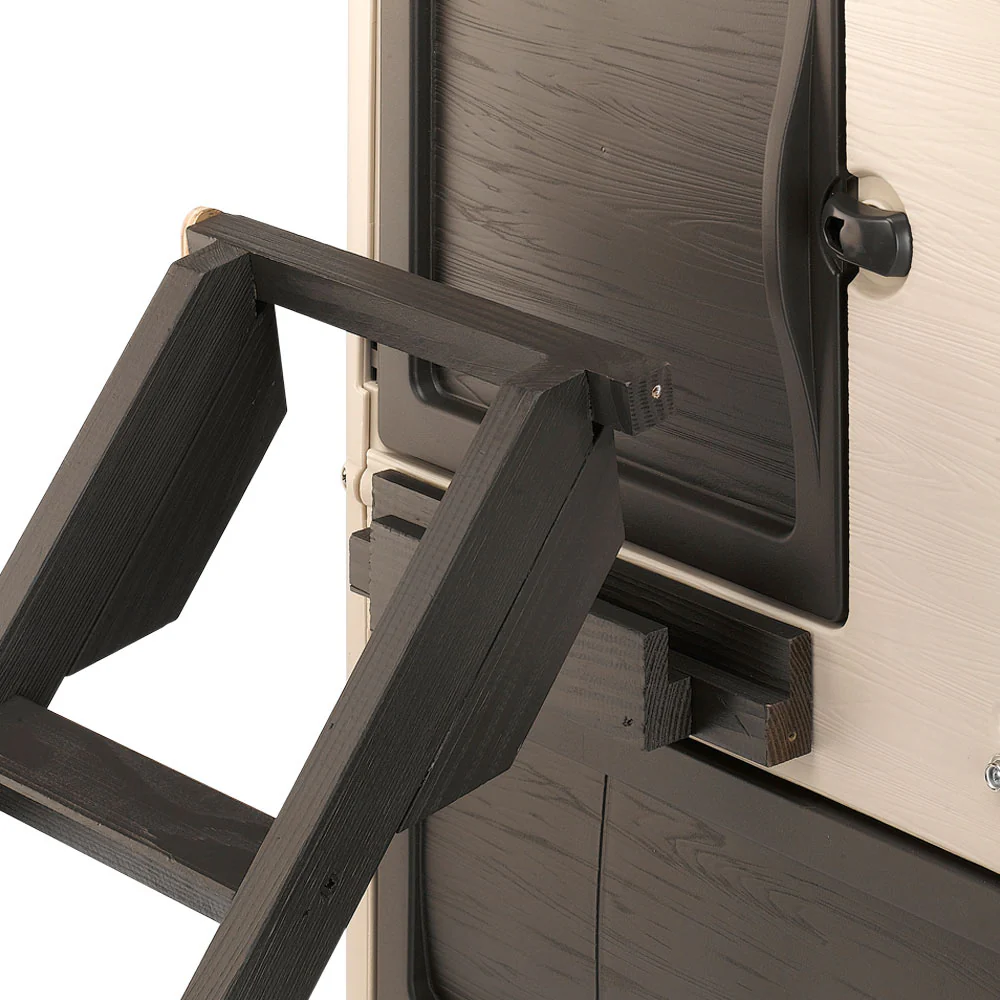 Happy Farm 120 – Kurník z termoplastické pryskyřice s dvojitou zónou a otevíracími dveřmi, ideální pro 6 kuřat