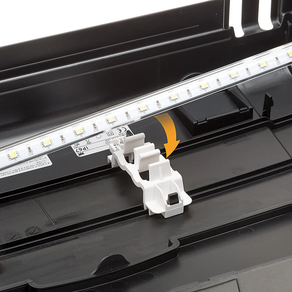 Akvárium CAPRI 60 LED o objemu 60 litrů – efektivní LED osvětlení a filtrační systém Bluwave