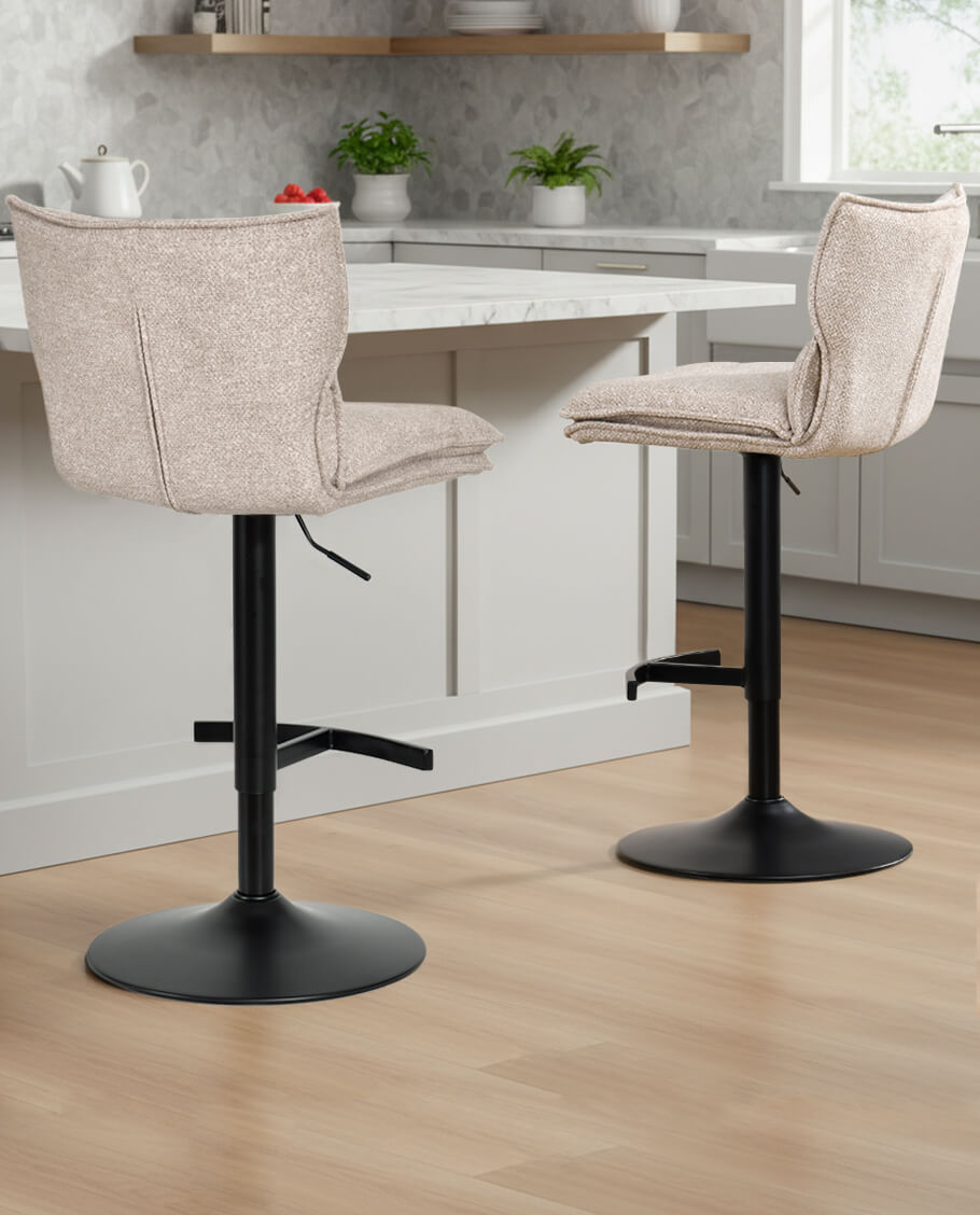 Höhenverstellbarer Drehbarer Bouclé-Barhocker mit Fußstütze