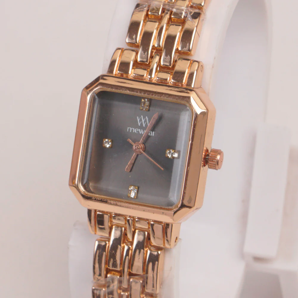 Rosegold Woman  Chain Watch black
