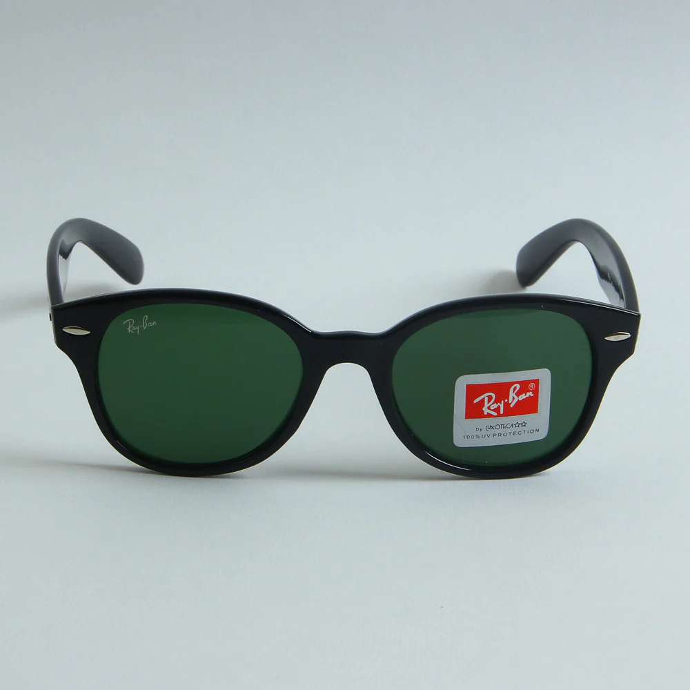 Black Frame Sunglasses with Green Shade R.B4141