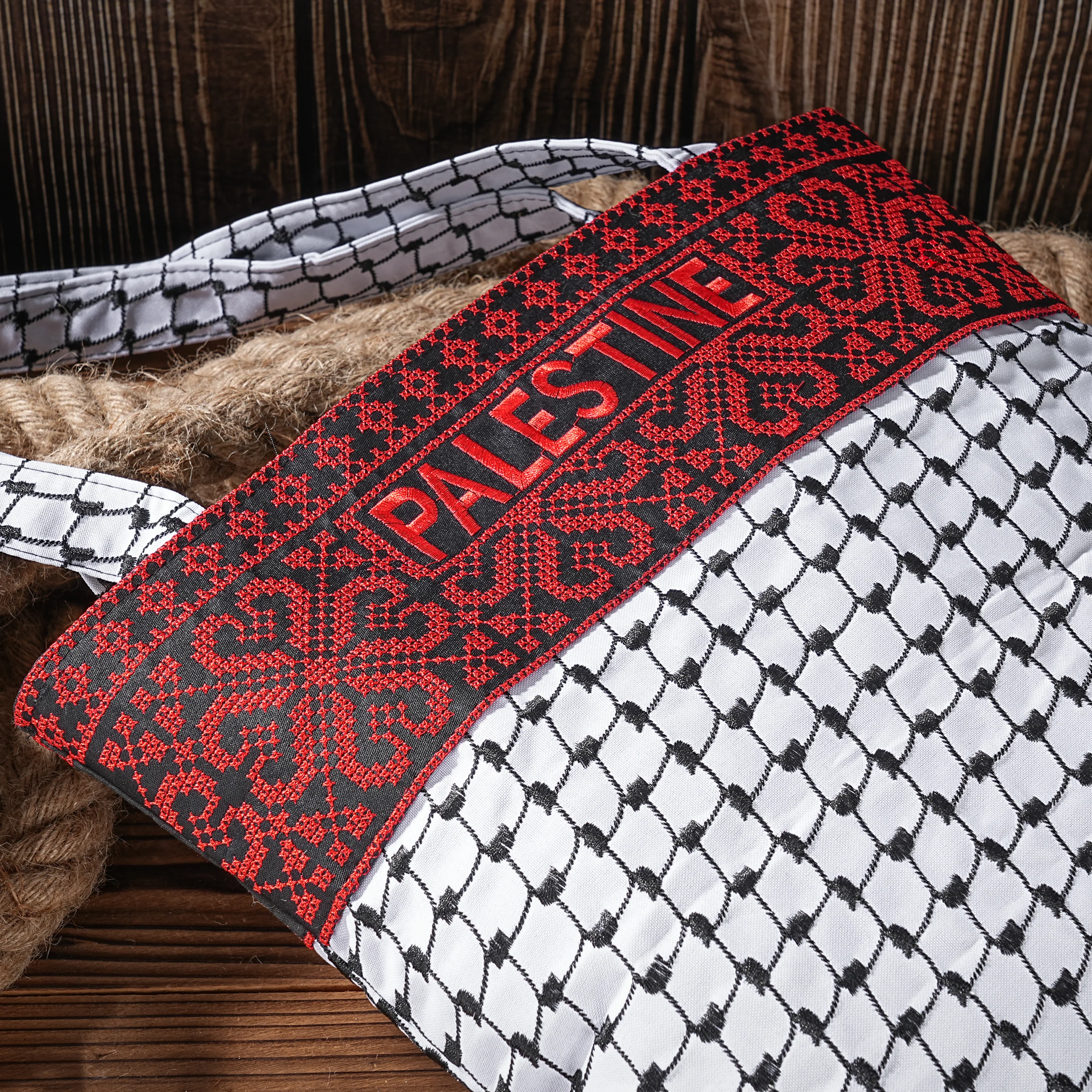 Handmade Palestine Embroidered Tote Bag �C Tatreez & Kufiya Fusion